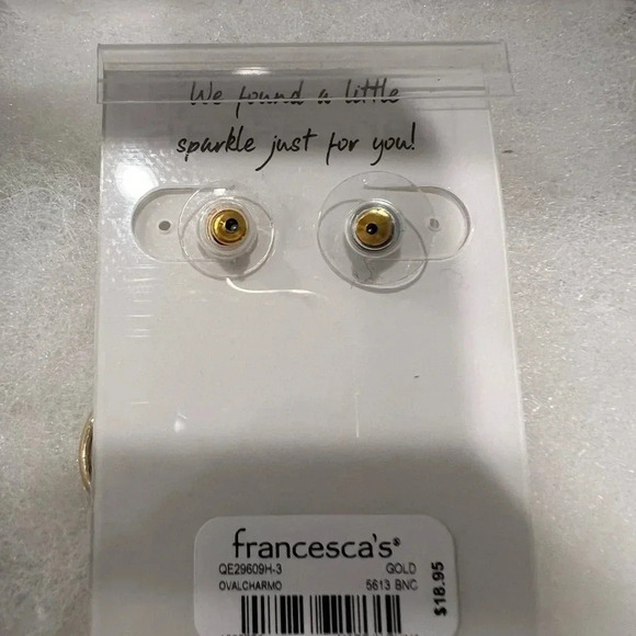 Gold Drop Hoop Earrings NWT New - Picture 2 of 3